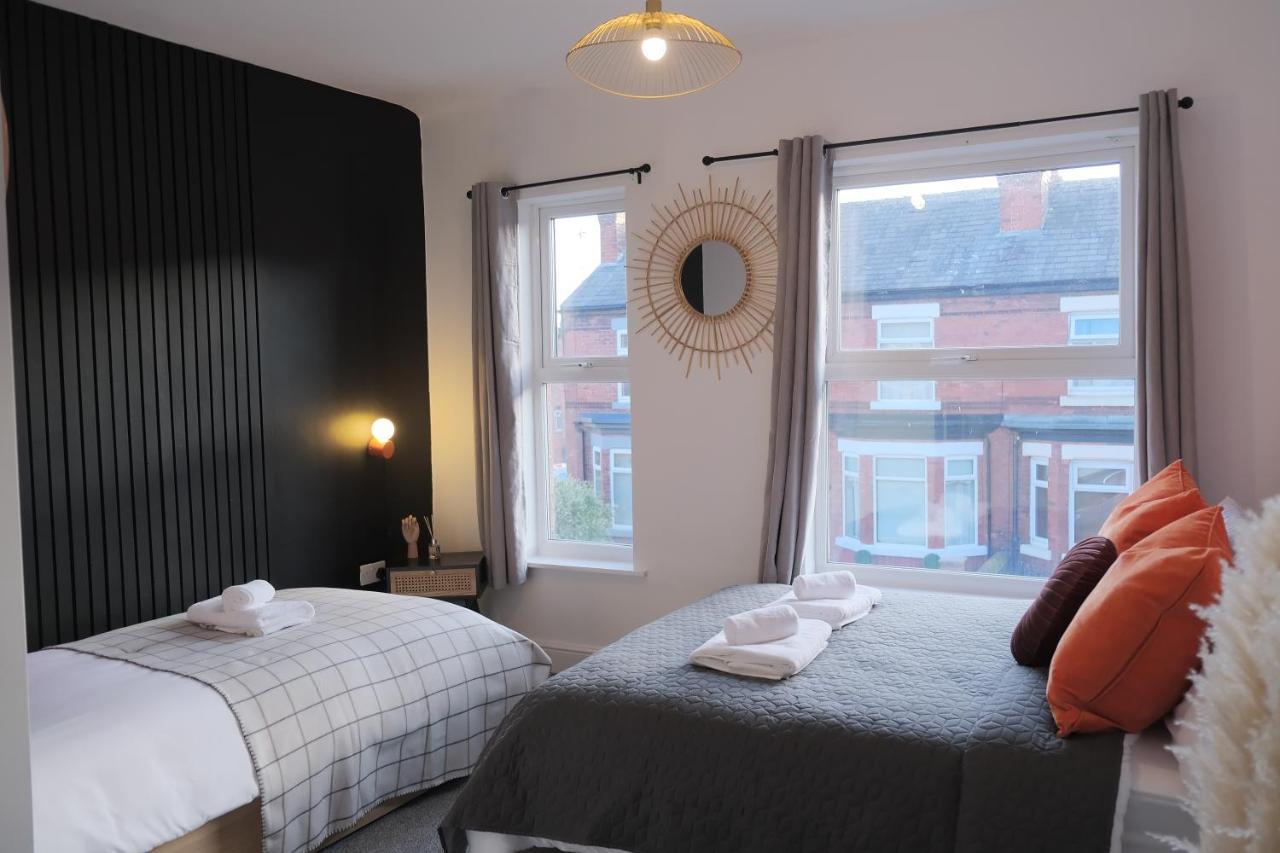 Bee Stays - Pickmere House Уоррингтон Экстерьер фото